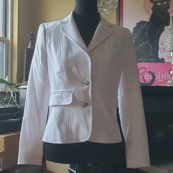 White Two Button Blazer - Picture 5 of 10